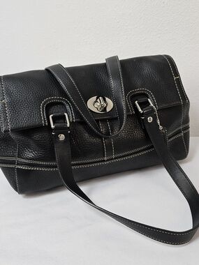 Vintage Coach Hamilton Black Leather Shoulder Bag with Contrast Stitching